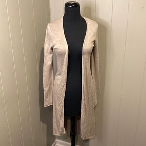 Express Extra Small Long Sleeve Duster Cardigan Buttonless. Tan.